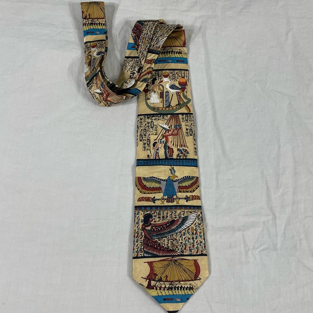 Museum Artifacts All Silk Mens Egiptian Print Tie - Picture 2 of 9